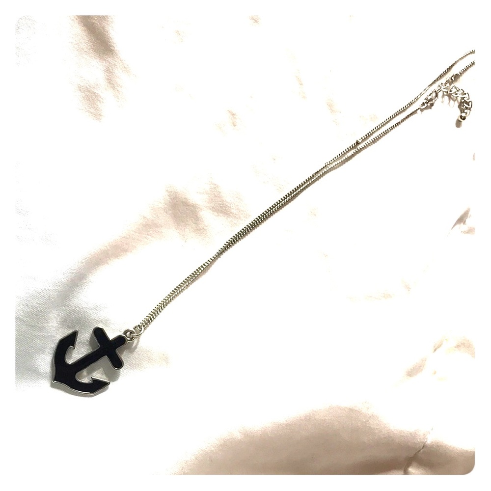 Anchor necklace